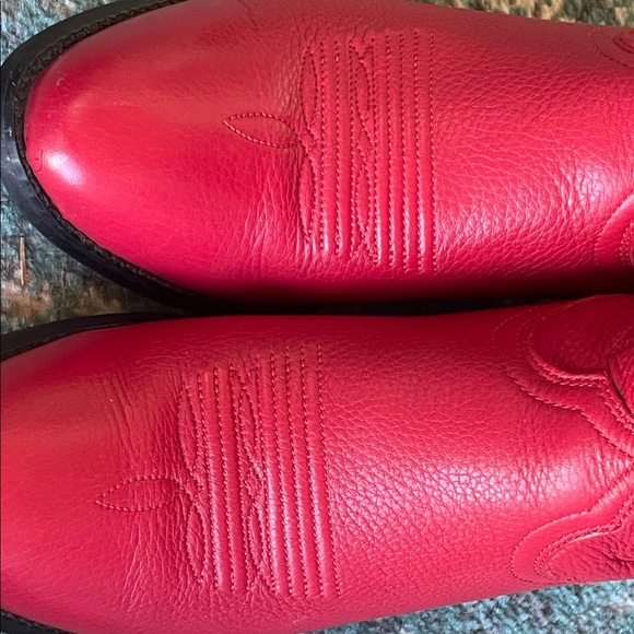 Ariat Vibrant Red Leather Western Boots - Picture 13 of 14